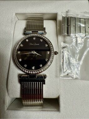 $3595 Pierre Laurent "Swiss Made" Classic Unisex Quartz Watch Model #22127S